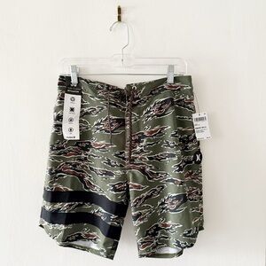 NEW Hurley Phantom Eco Block Party Boardshort 18" In Charcoal Fern 3 Size 30